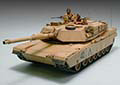 Tamiya US M1A1 Abrams 120mm Gun Main Battle Tank 48201